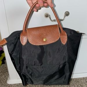 BLACK LONGCHAMP BAG